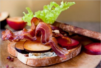 Recipe Photo: Bacon, Lettuce and Plum Sandwiches