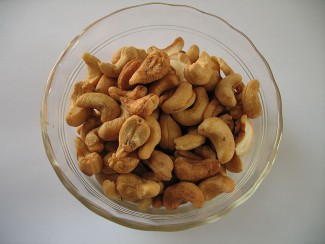 Recipe Photo: Black Pepper and Sesame-Spiced Cashews