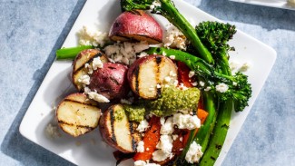 Grilled Vegetable Platter with Pesto