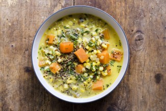Peruvian Quinoa and Corn Chowder (Chupe de Quinoa) Peruvian Quinoa and Corn Chowder (Chupe de Quinoa)