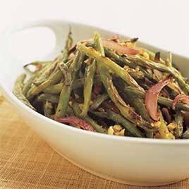 Recipe Photo: Roasted Maple-Mustard Green Beans