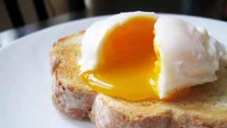 Microwave Poached Eggs