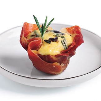 Recipe Photo: Quiche in Prosciutto Cups