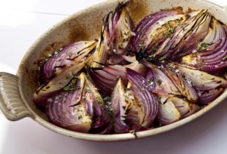 Recipe Photo: Roasted Red Onions